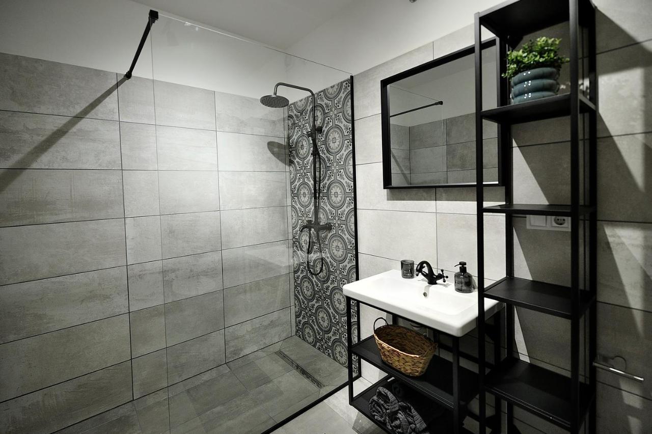 Best Apartman Lelle Балатонлеле Екстериор снимка